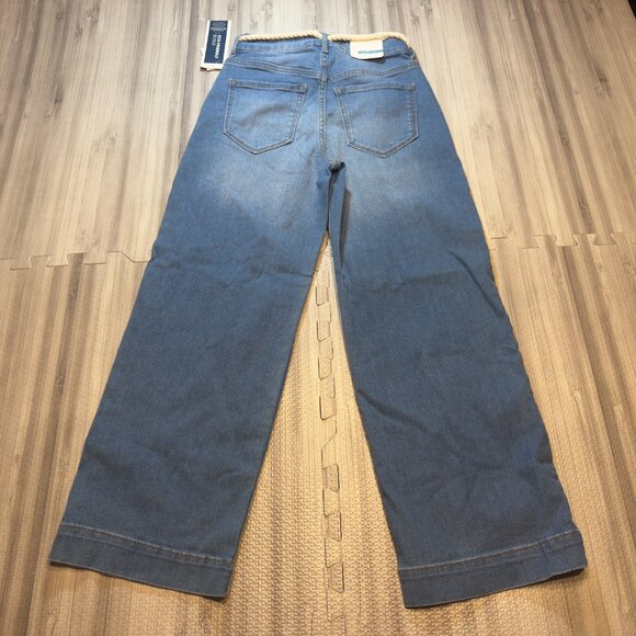 🤑NWT Old Navy Women's High Rise Wide Leg Jeans - Picture 3 of 3